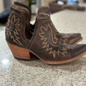 Ariat Dixon Bootie